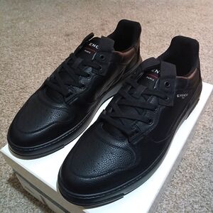 Givenchy Mens Wing Sneakers